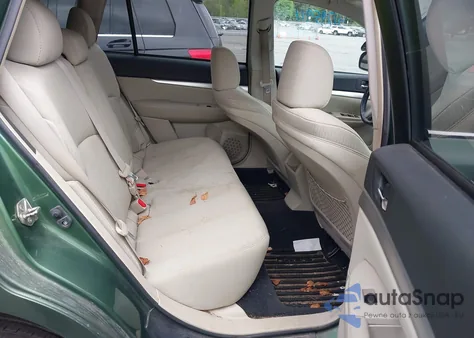 2010 Subaru Outback 2.5I Premium z USA, uszkodzony, nr VIN 4S4BRBCC9A3360055